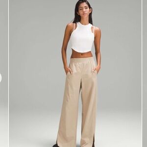 Lululemon stretch woven wide leg high rise pants  XS